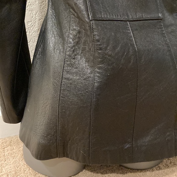 Leather jacket - Picture 7 of 12